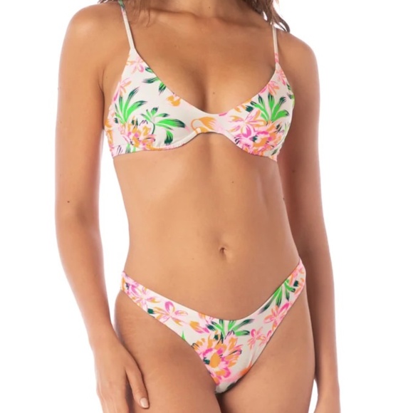 Maaji Bubbly Blossom Underwire Bikini Size Medium NWT - Picture 1 of 12